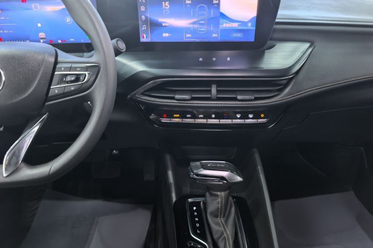 Used Buick Verano 2023 Pro Enjoyment Edition Audio And AC Panel