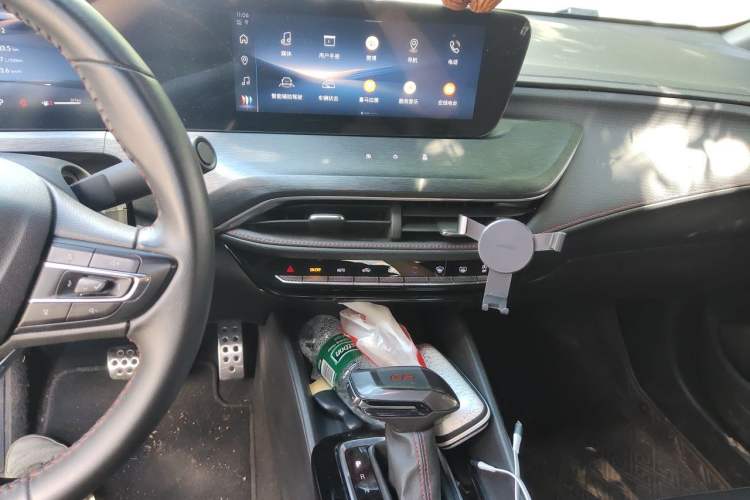 Used Buick Verano 2023 Pro GS Hunter Wind Edition Audio And AC Panel