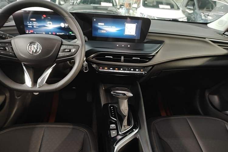Used Buick Verano 2023 Pro Enjoyment Edition Audio And AC Panel