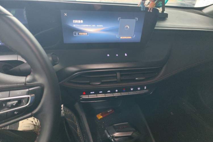 Used Buick Verano 2023 Pro GS Hunter Wind Edition Audio And AC Panel