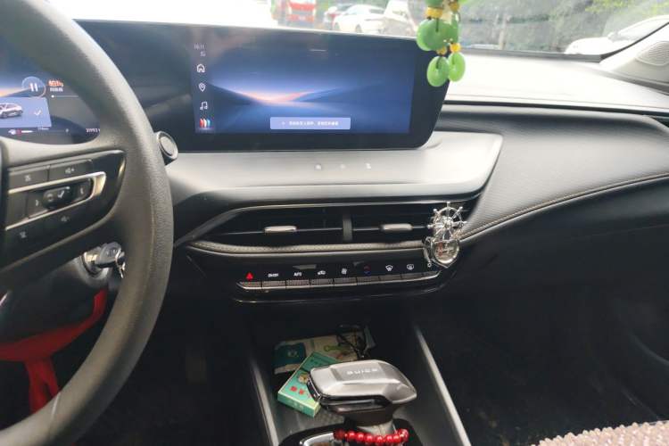 Used Buick Verano 2023 Pro Enjoyment Edition Audio And AC Panel