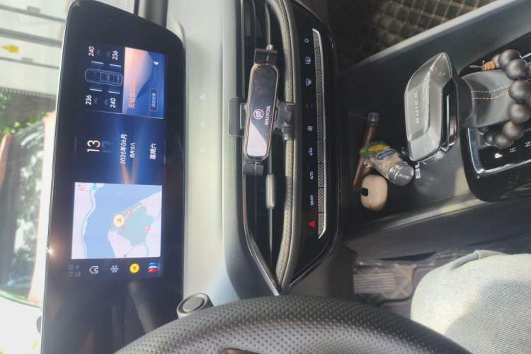 Used Buick Verano 2023 Pro Enjoyment Edition Audio And AC Panel