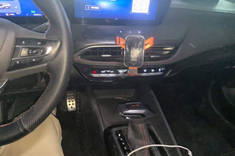 Used Buick Verano 2023 Pro GS Hunter Wind Edition Audio And AC Panel