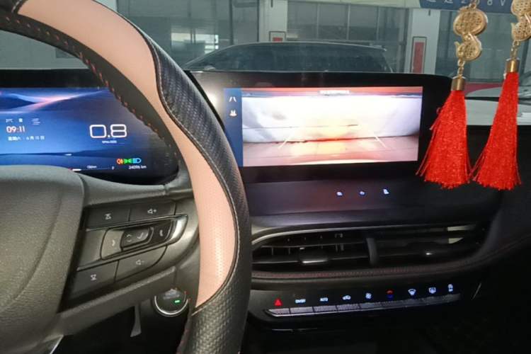 Used Buick Verano 2023 Pro GS Hunter Wind Edition Audio And AC Panel