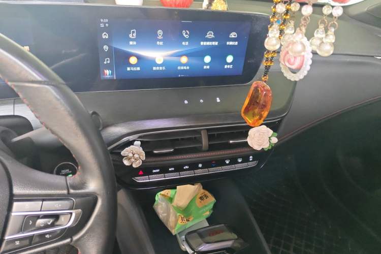 Used Buick Verano 2023 Pro GS Hunter Wind Edition Audio And AC Panel