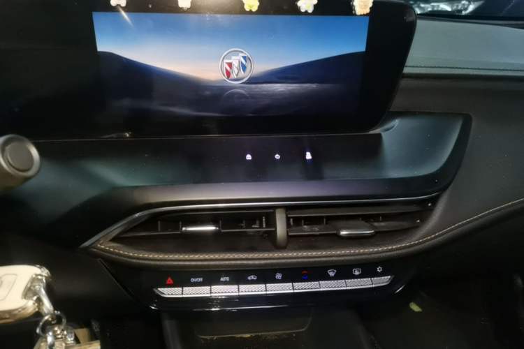 Used Buick Verano 2023 Pro Enjoyment Edition Audio And AC Panel