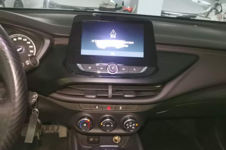 Used Buick Verano 2023 Pro Le Yi Edition Audio And AC Panel