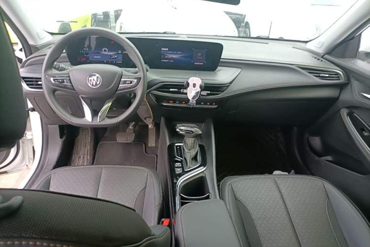 Used Buick Verano 2023 Pro Enjoyment Edition Center Console