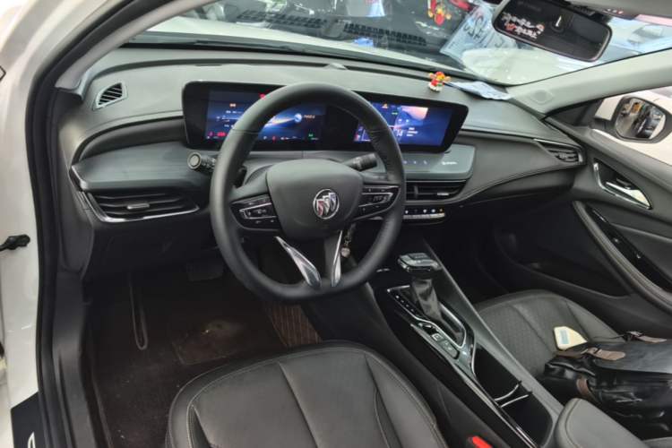 Used Buick Verano 2023 Pro Enjoyment Edition Center Console