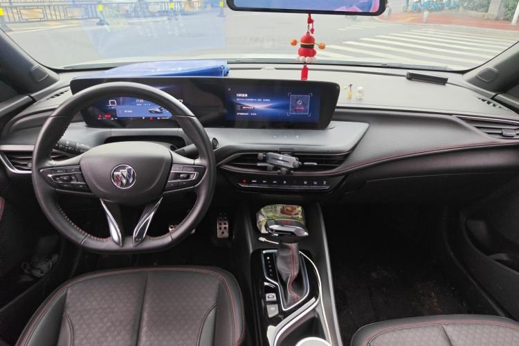 Used Buick Verano 2023 Pro GS Hunter Wind Edition Center Console