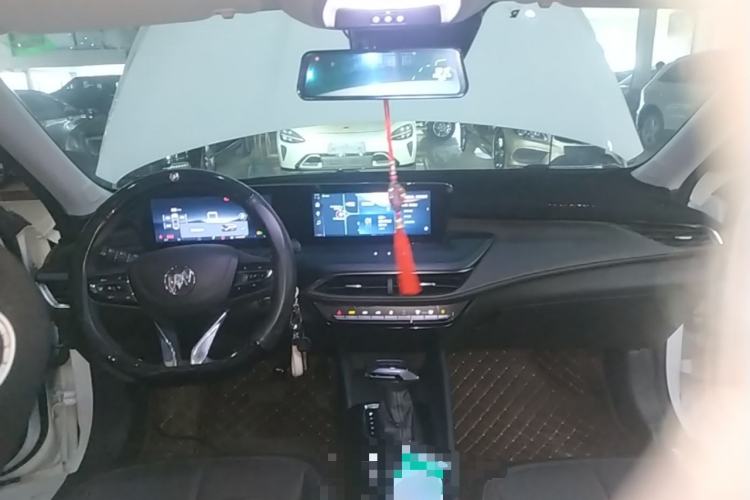 Used Buick Verano 2023 Pro Enjoyment Edition Center Console
