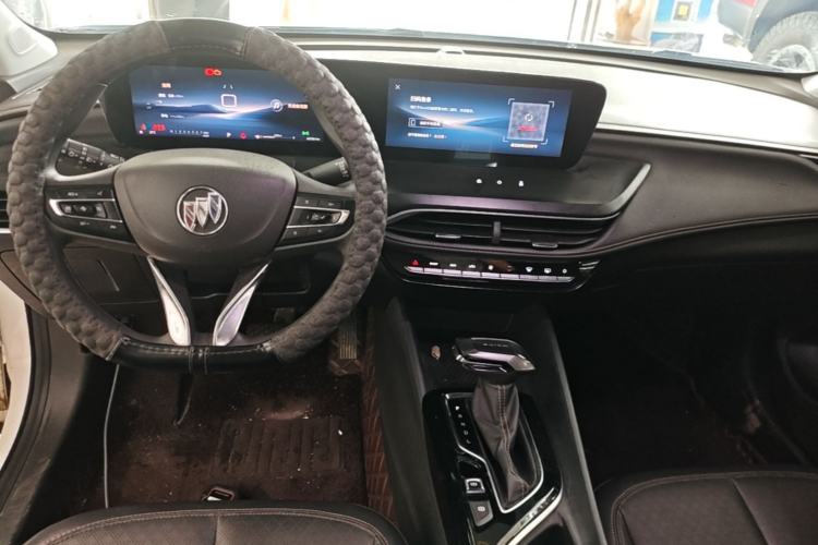 Used Buick Verano 2023 Pro Enjoyment Edition Center Console