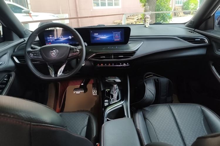 Used Buick Verano 2023 Pro GS Hunter Wind Edition Center Console