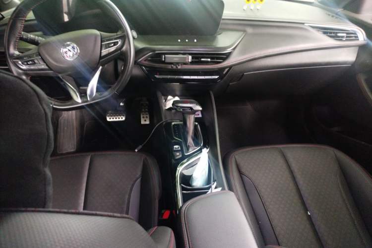 Used Buick Verano 2023 Pro GS Hunter Wind Edition Center Console