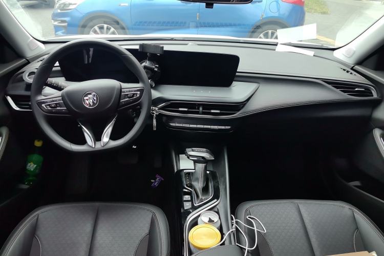 Used Buick Verano 2023 Pro Enjoyment Edition Center Console