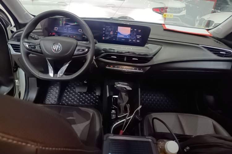 Used Buick Verano 2023 Pro Enjoyment Edition Center Console