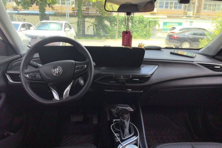 Used Buick Verano 2023 Pro Enjoyment Edition Center Console