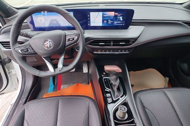 Used Buick Verano 2023 Pro GS Hunter Wind Edition Center Console
