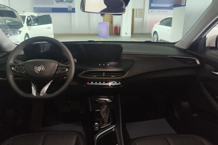 Used Buick Verano 2023 Pro Enjoyment Edition Center Console