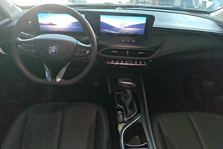 Used Buick Verano 2023 Pro Enjoyment Edition Center Console