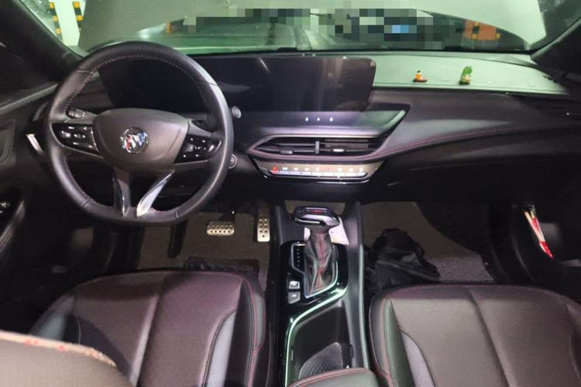 Used Buick Verano 2023 Pro GS Hunter Wind Edition Center Console