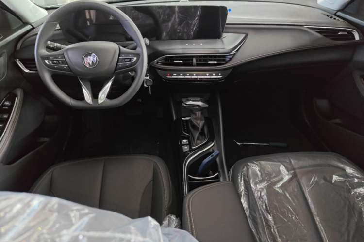 Used Buick Verano 2023 Pro Enjoyment Edition Center Console