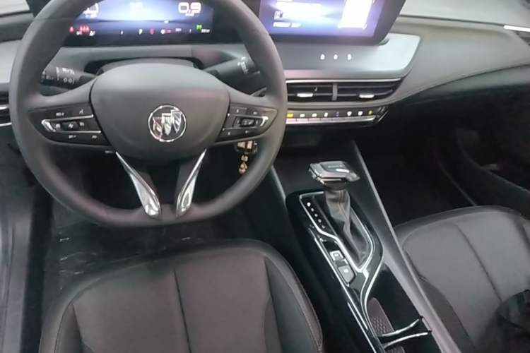 Used Buick Verano 2023 Pro Enjoyment Edition Center Console