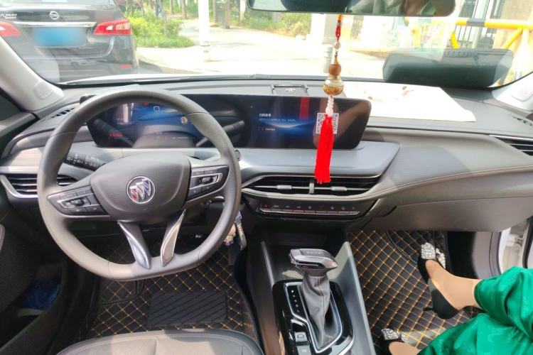 Used Buick Verano 2023 Pro Enjoyment Edition Center Console