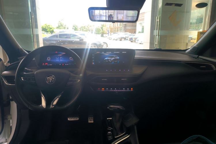 Used Buick Verano 2023 Pro GS Swift Edition Center Console