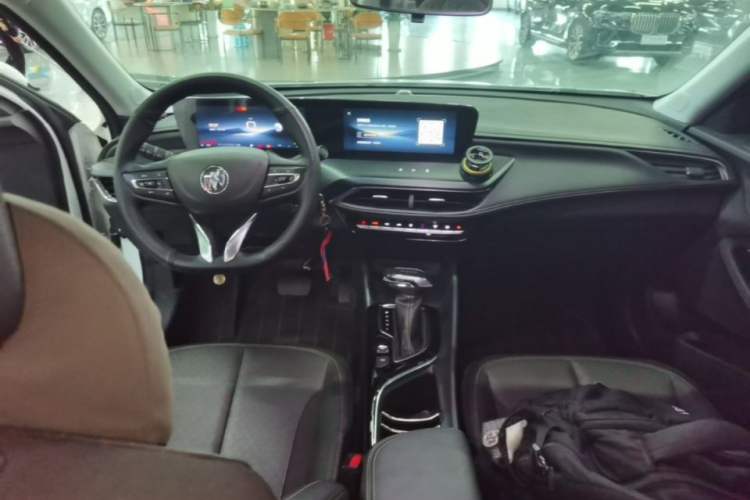 Used Buick Verano 2023 Pro Enjoyment Edition Center Console