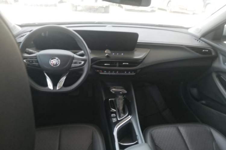 Used Buick Verano 2023 Pro Enjoyment Edition Center Console