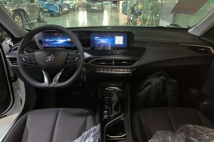 Used Buick Verano 2023 Pro Enjoyment Edition Center Console