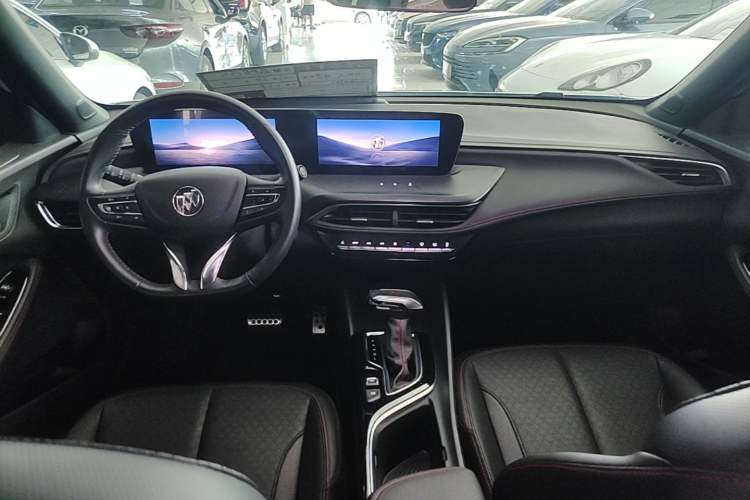 Used Buick Verano 2023 Pro GS Hunter Wind Edition Center Console