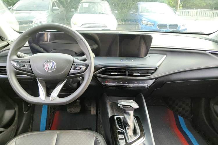 Used Buick Verano 2023 Pro Enjoyment Edition Center Console