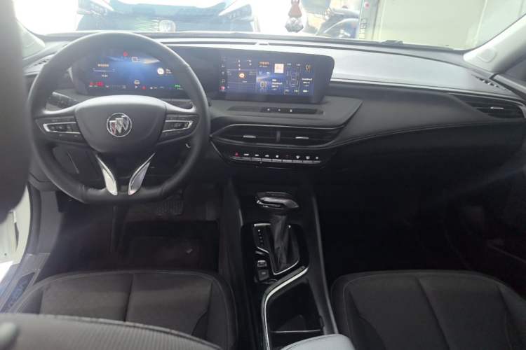 Used Buick Verano 2023 Pro Enjoyment Edition Center Console