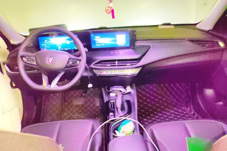 Used Buick Verano 2023 Pro Enjoyment Edition Center Console