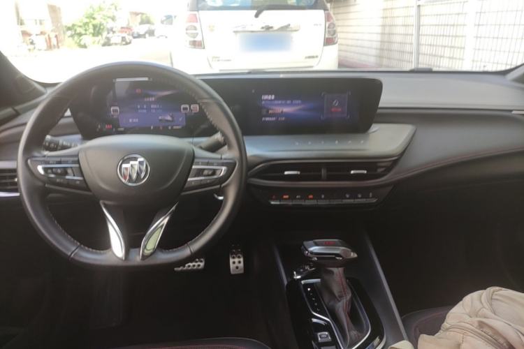 Used Buick Verano 2023 Pro GS Swift Edition Center Console