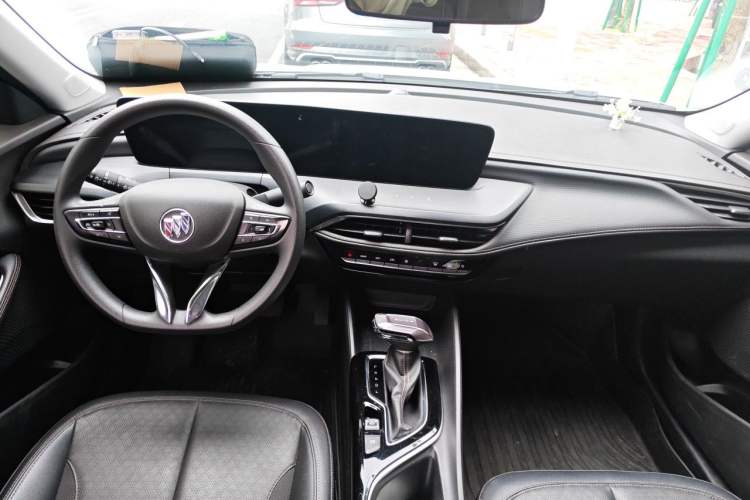 Used Buick Verano 2023 Pro Enjoyment Edition Center Console