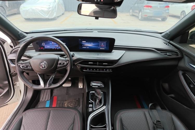 Used Buick Verano 2023 Pro GS Hunter Wind Edition Center Console