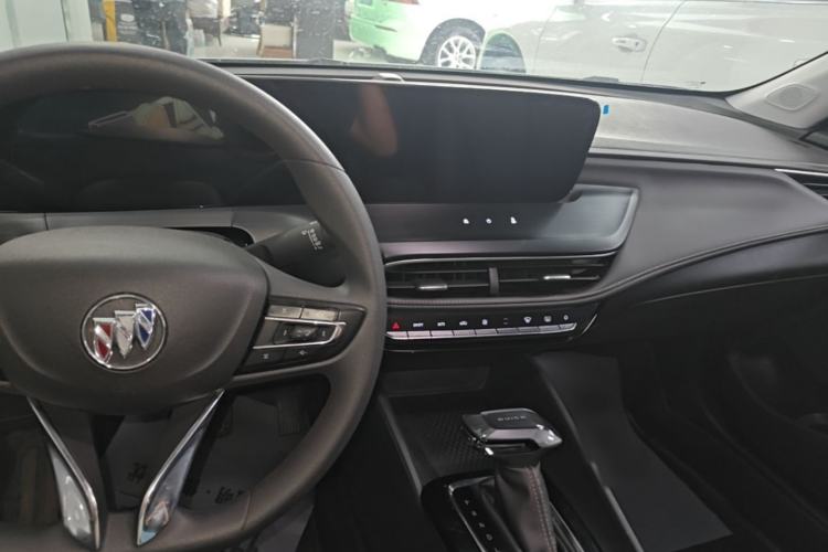 Used Buick Verano 2023 Pro Enjoyment Edition Center Console