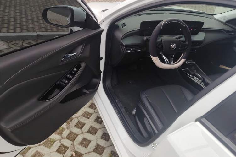 Used Buick Verano 2023 Pro Enjoyment Edition Driver Seat