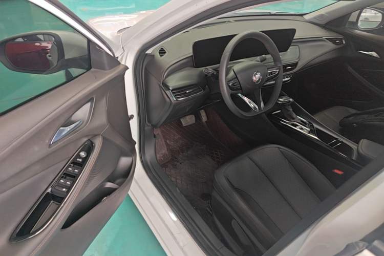 Used Buick Verano 2023 Pro Enjoyment Edition Driver Seat