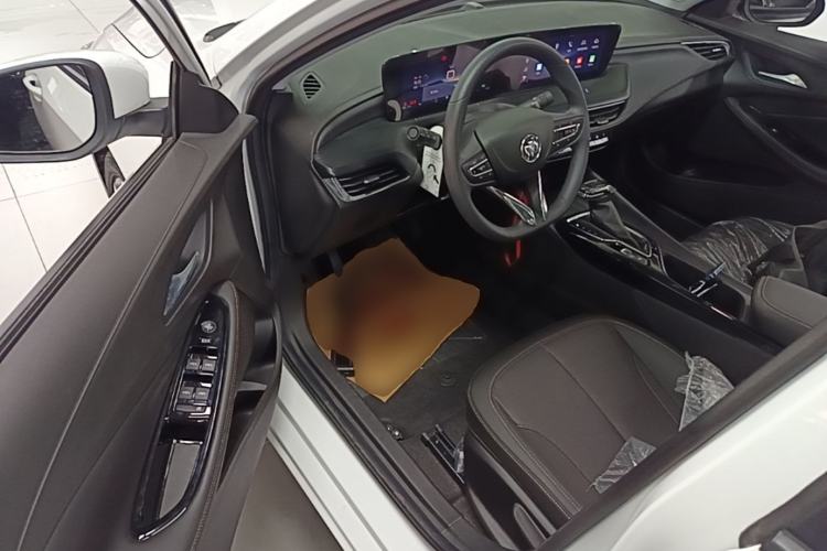 Used Buick Verano 2023 Pro Enjoyment Edition Driver Seat