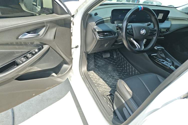 Used Buick Verano 2023 Pro Enjoyment Edition Driver Seat