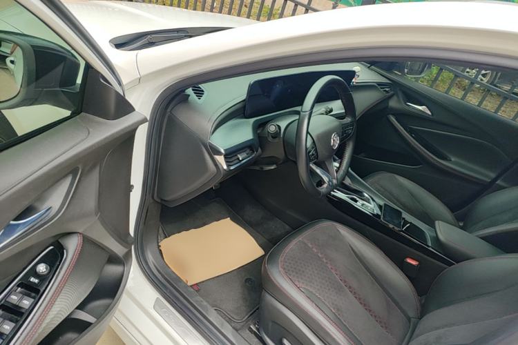 Used Buick Verano 2023 Pro GS Swift Edition Driver Seat