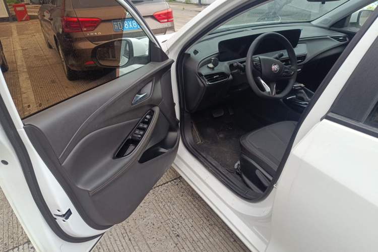 Used Buick Verano 2023 Pro Enjoyment Edition Driver Seat
