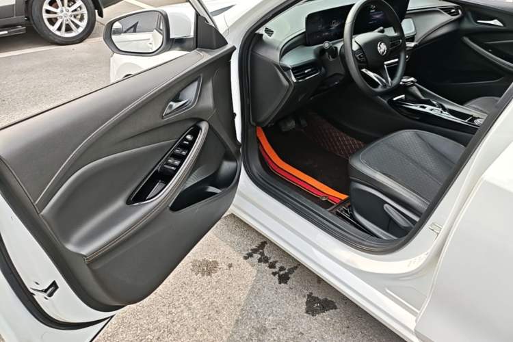 Used Buick Verano 2023 Pro Enjoyment Edition Driver Seat