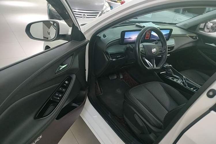 Used Buick Verano 2023 Pro Enjoyment Edition Driver Seat