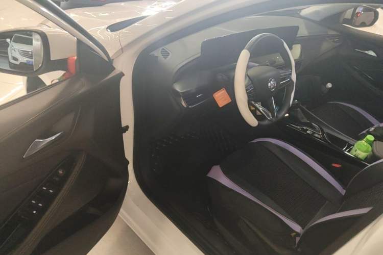 Used Buick Verano 2023 Pro Enjoyment Edition Driver Seat