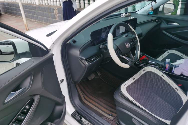 Used Buick Verano 2023 Pro Enjoyment Edition Driver Seat